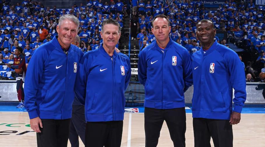 美媒：新赛季教练挑战出界球将由回放中心复核，无需当值裁判观看